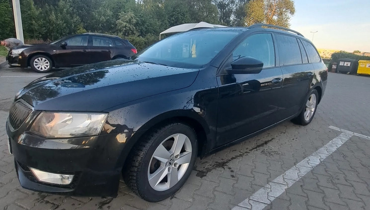 Skoda Octavia cena 32000 przebieg: 346000, rok produkcji 2015 z Dębica małe 22